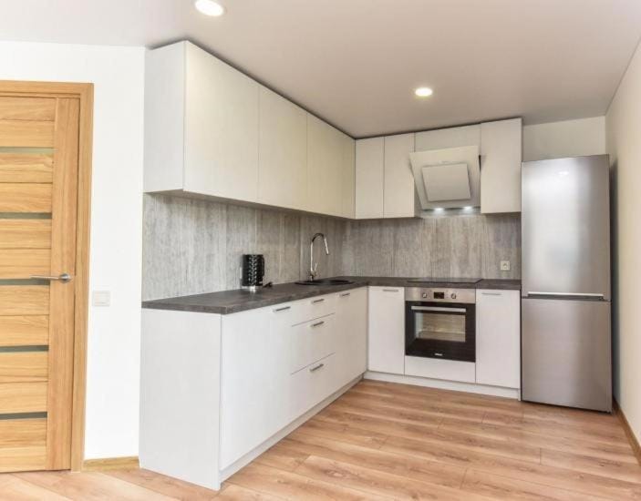 Kitchen or kitchenette, oven, stove