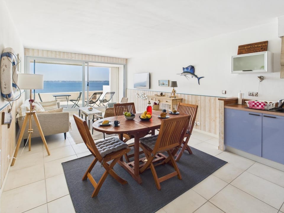 -TE MOANA- Beau T2 Bis surplombant la mer avec parking Apartment in Concarneau