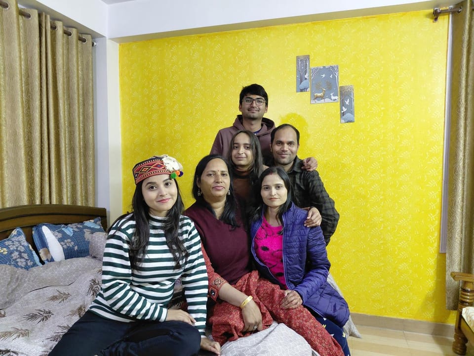 group of guests, Family