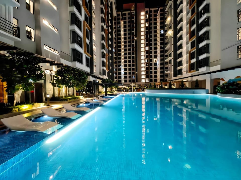 Night, Swimming pool, Swimming pool, sunbed