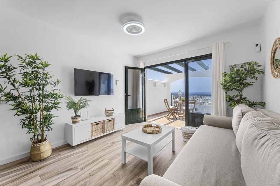 Casahost Arrocha Seaview Apartment in Puerto del Carmen
