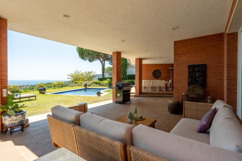 BBQ facilities, Seating area, Pool view, Sea view