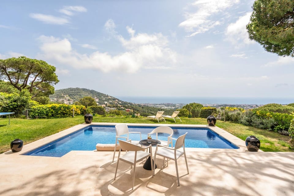 Casa Zen Pool and Views Villa in Maresme