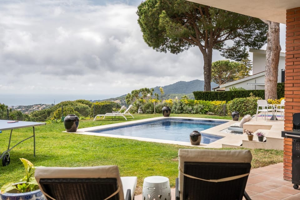 Casa Zen Pool and Views Villa in Maresme