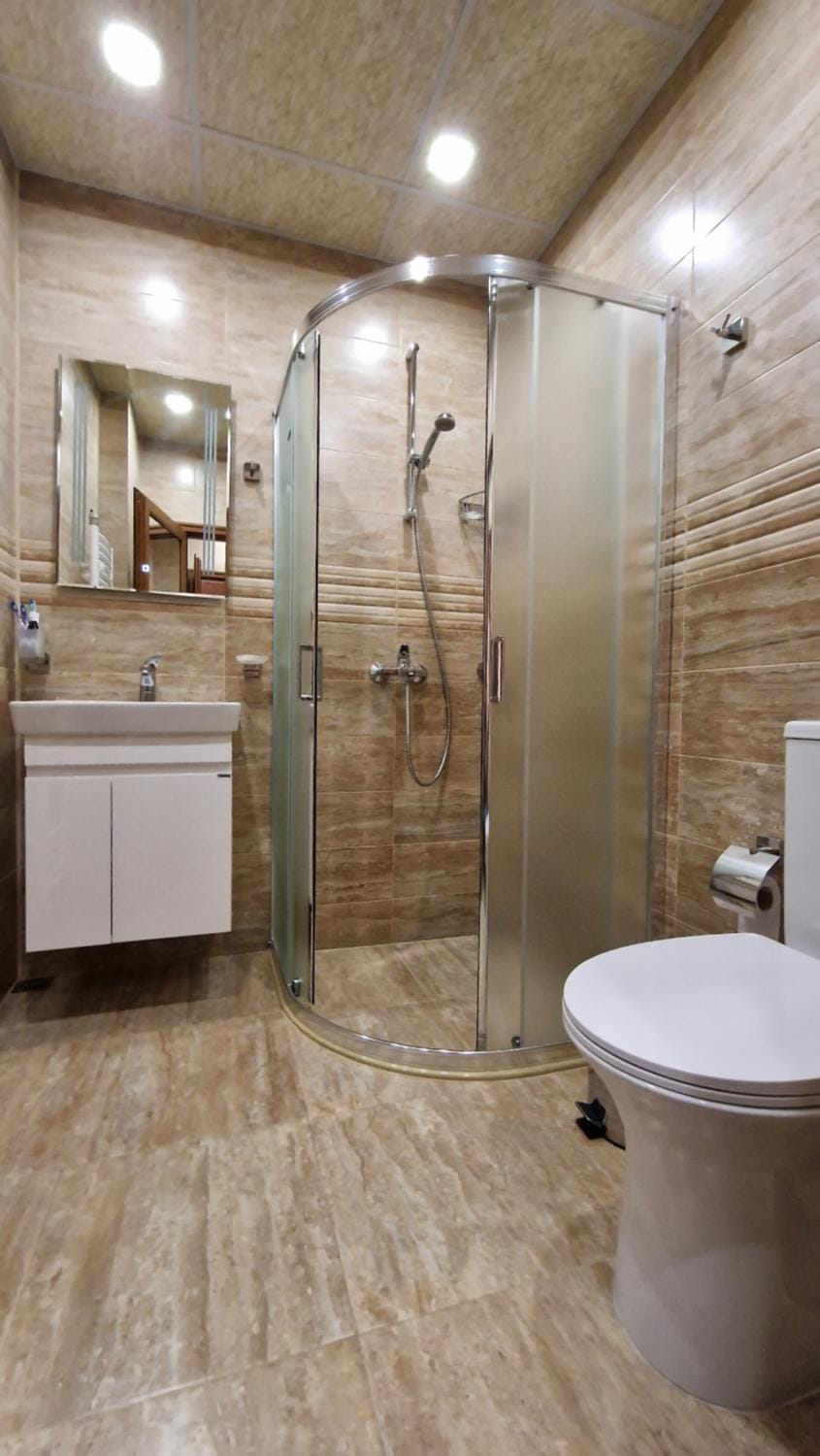 Shower, Toilet, Bathroom