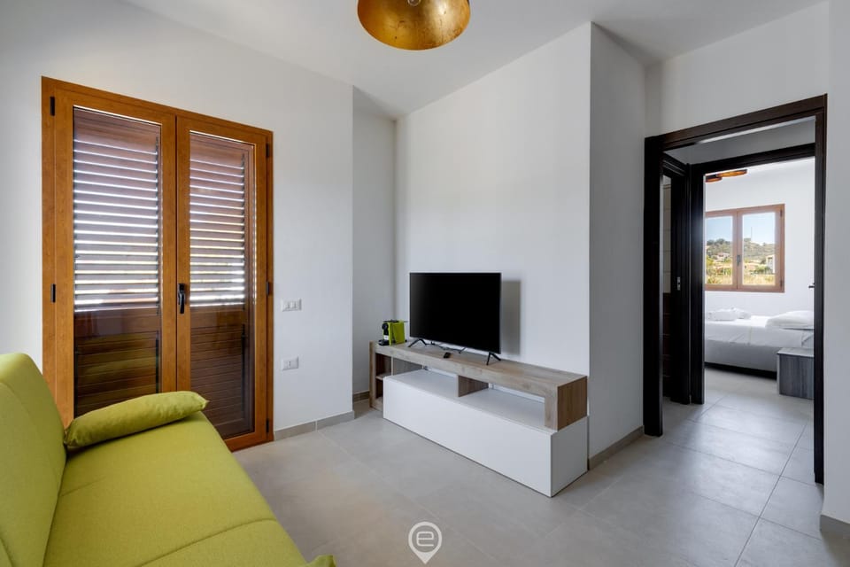 Estay - Lemon 1 - Terrace - AirCon Apartment in Sardinia