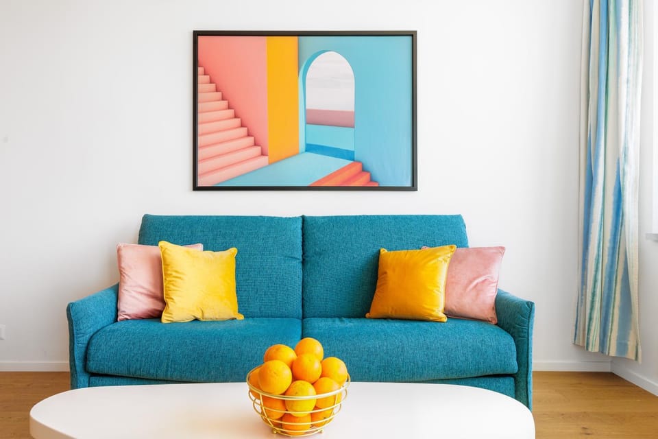 Living room, Decorative detail, Seating area