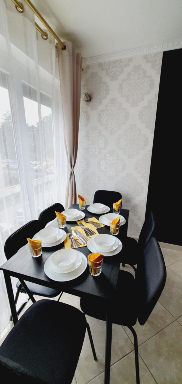 Living room, Dining area, Dinner, Dinner