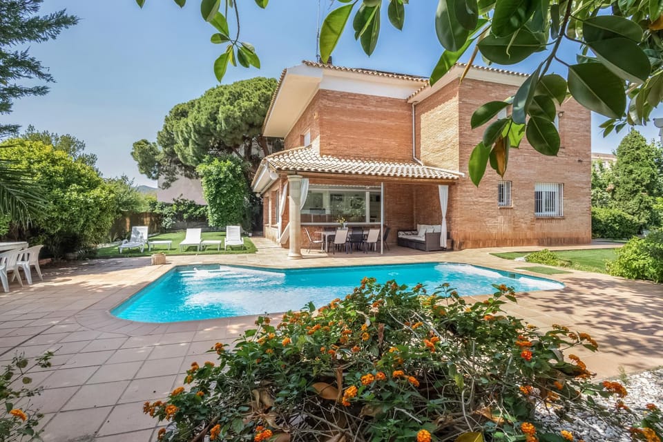 Property building, Living room, Swimming pool