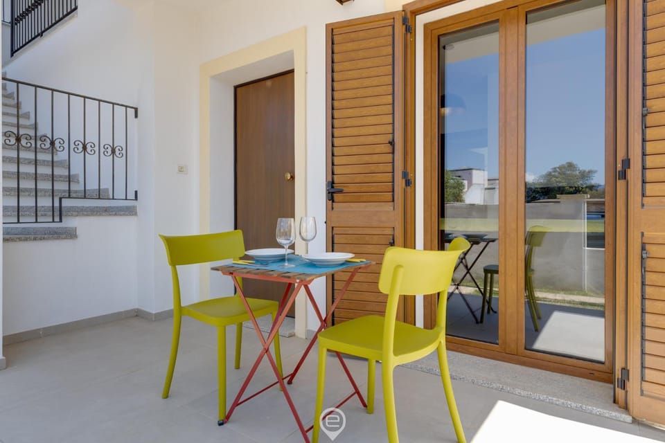 Estay - Lemon 2 - Terrace - AirCon Apartment in Sardinia