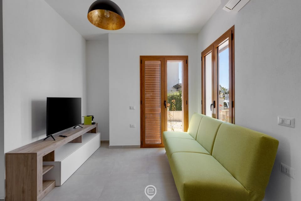 Estay - Lemon 2 - Terrace - AirCon Apartment in Sardinia
