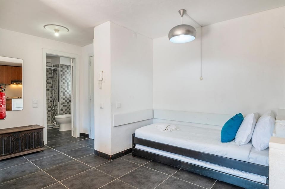 1BR Apartment with Pool @ Lago Azul Apartment in Quarteira