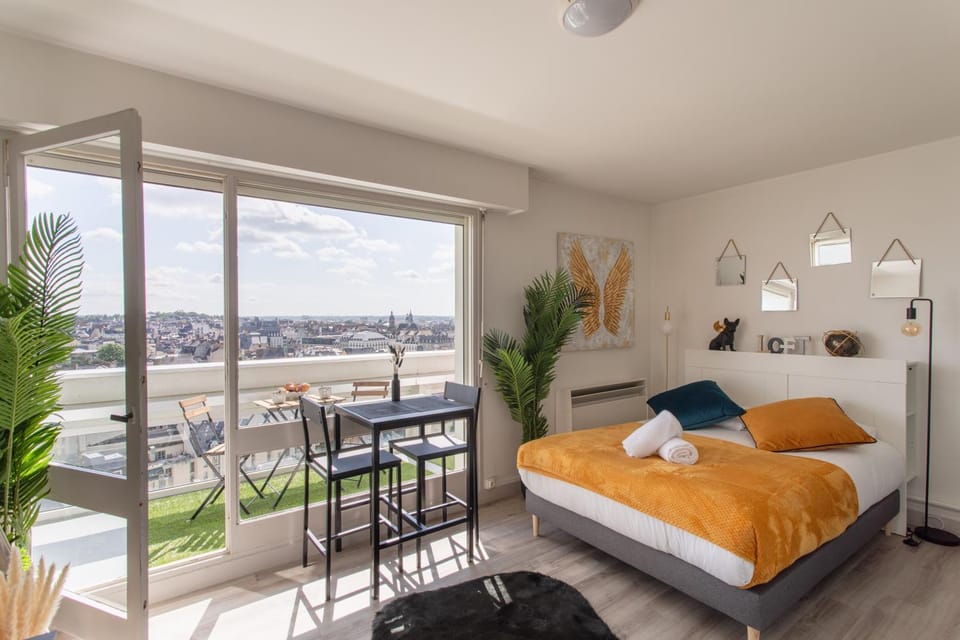 Living room, Bedroom