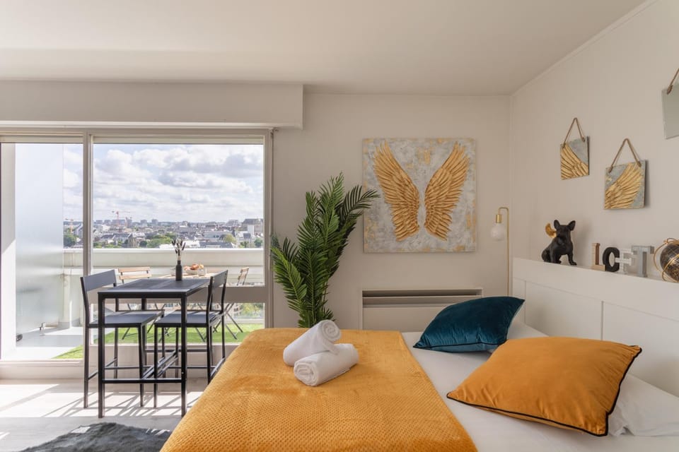 Living room, Bedroom
