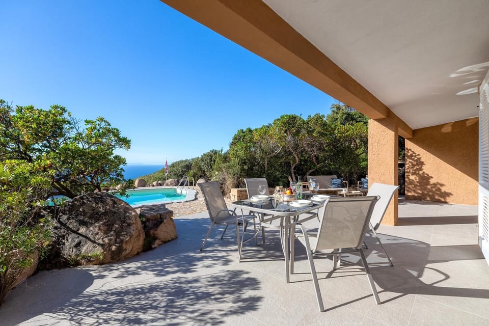 Villa Smeralda New - INFINITYHOLIDAYS House in Sardinia