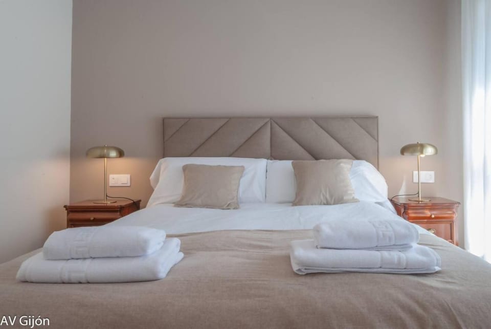 AVG Costa One Apartment in Gijón