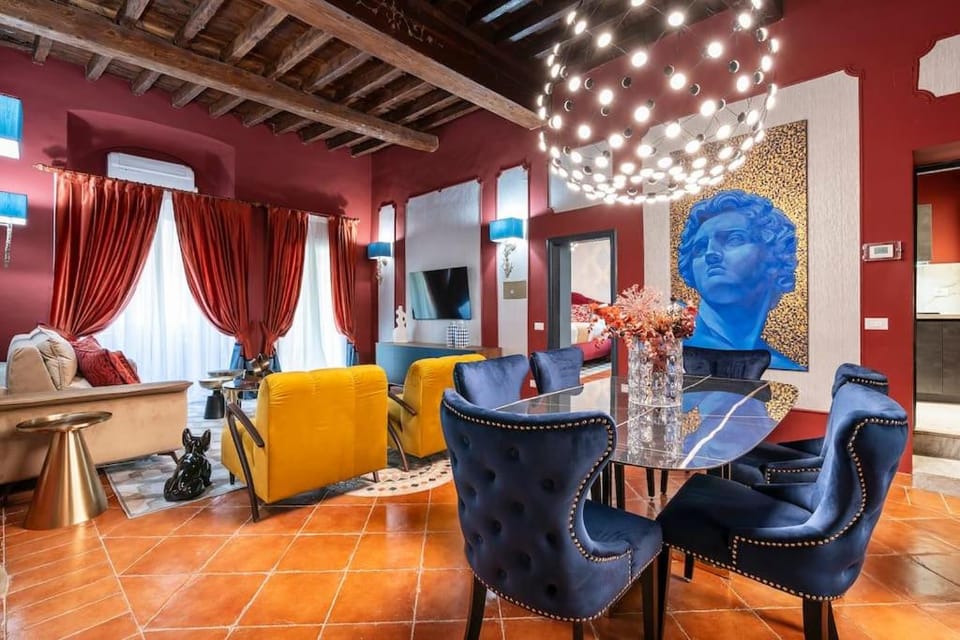 Communal lounge/ TV room