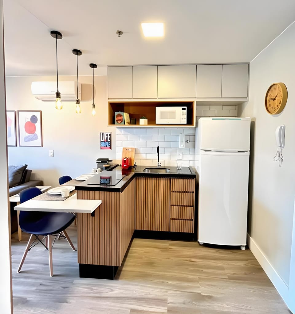 Kitchen or kitchenette, Dining area, kitchen