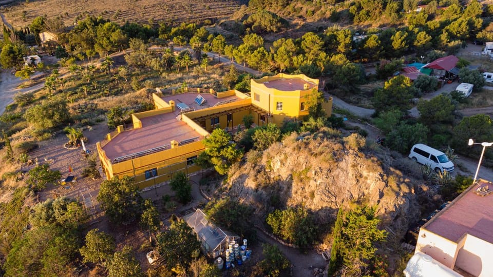 Property building, Day, Natural landscape, Bird's eye view, pet friendly