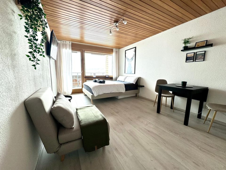 Studio mit See- und Bergblick Apartment in Canton of Grisons