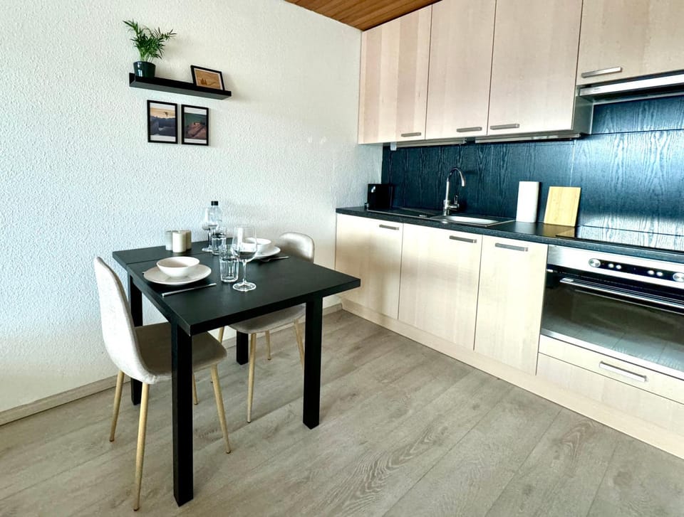 Studio mit See- und Bergblick Apartment in Canton of Grisons