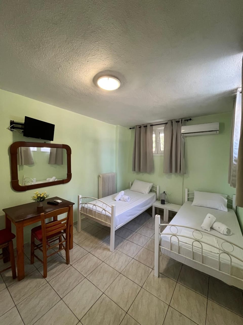 TV and multimedia, Photo of the whole room