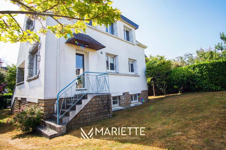 -ERNEST-Maison avec jardin a 200m des plages House in Concarneau