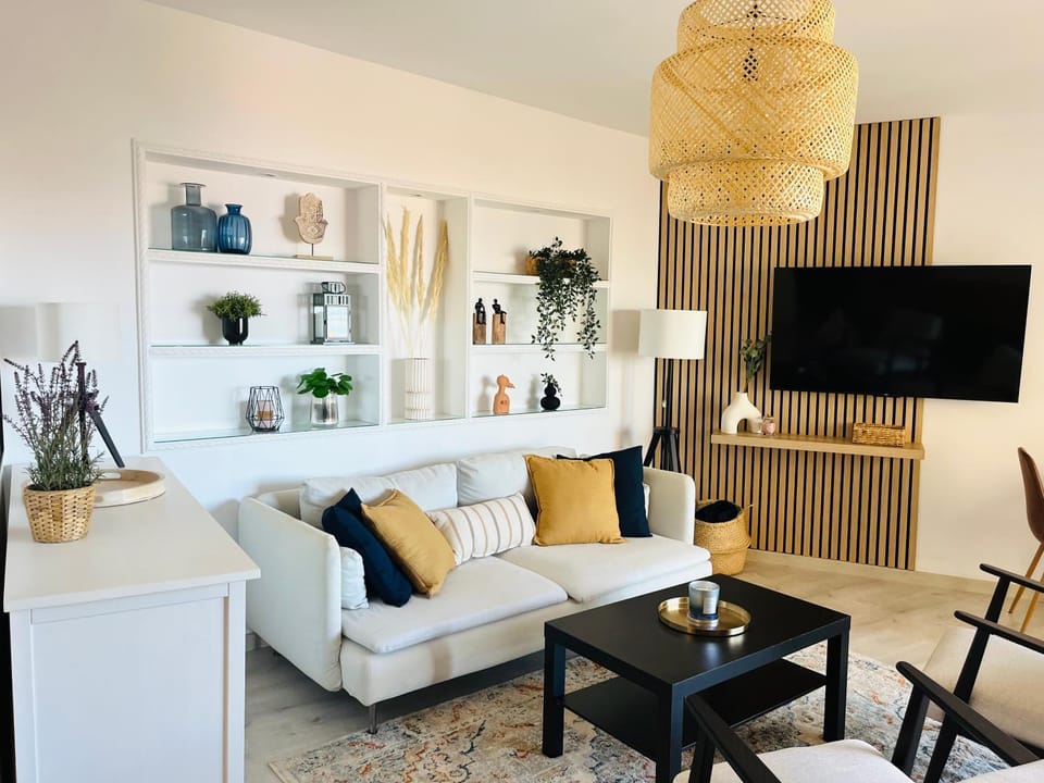 TV and multimedia, Living room