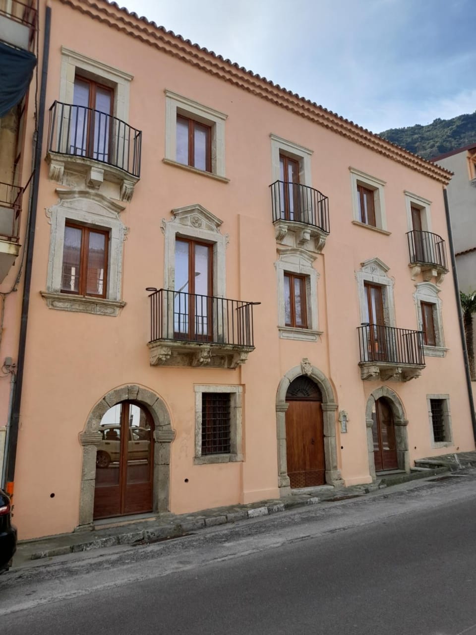 Property building, Neighbourhood, Street view