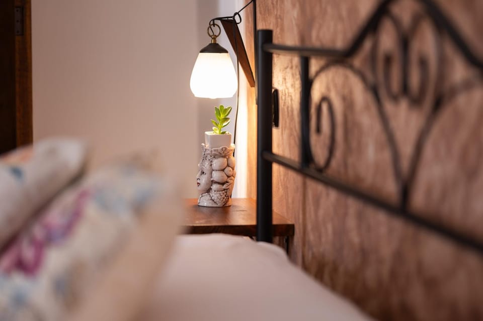 Decorative detail, Bedroom