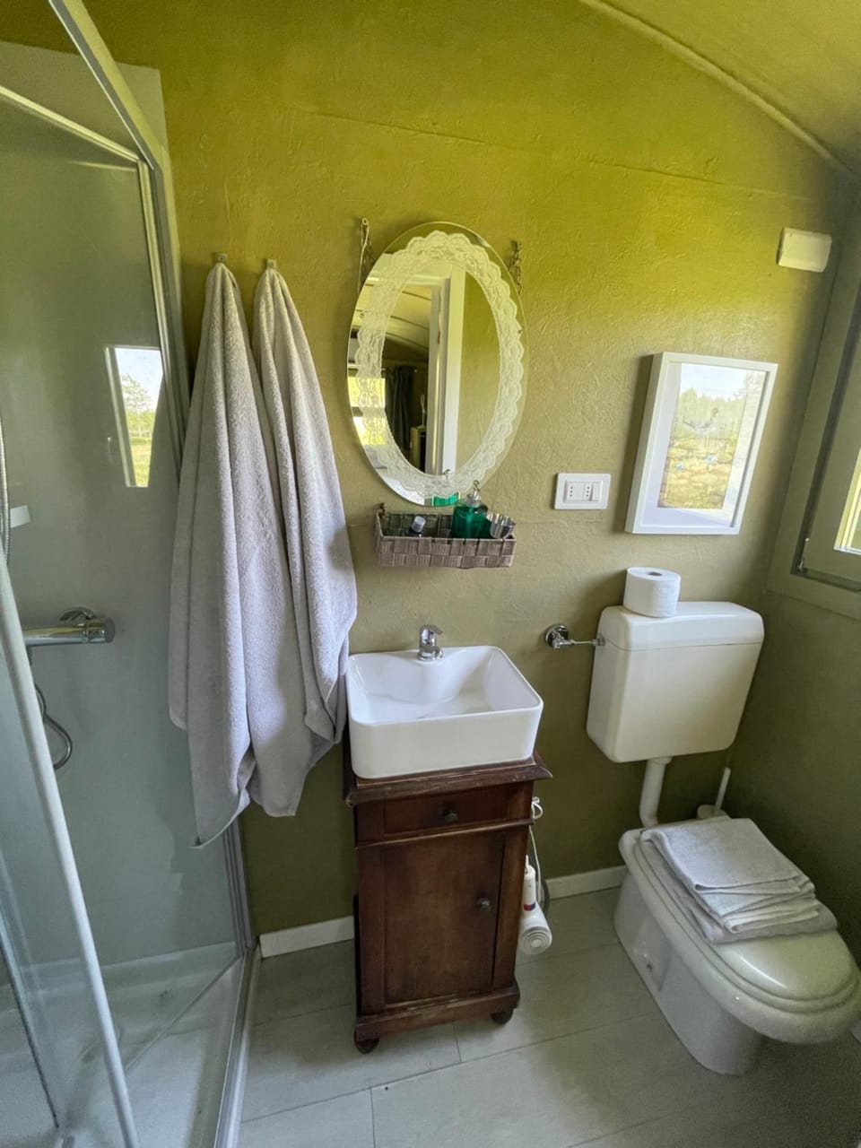 Glamping Casetta sul lago Farm Stay in Lombardy