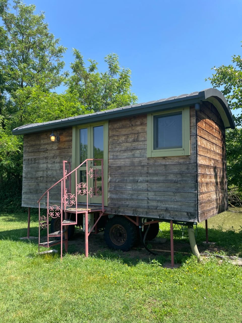 Glamping Casetta sul lago Farm Stay in Lombardy