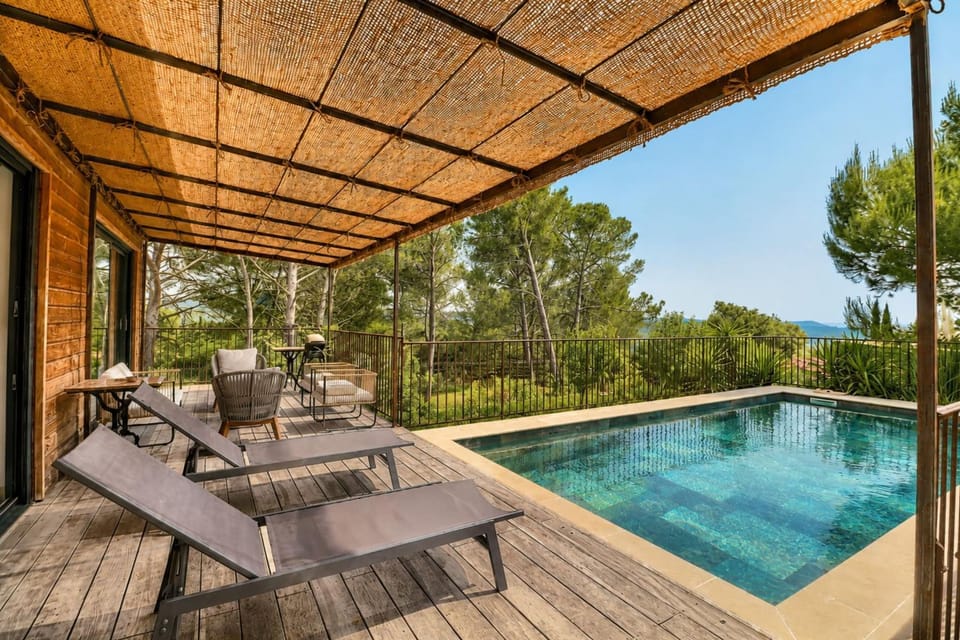 La Villa des Pins - Nature & Pool Villa in Aix-en-Provence