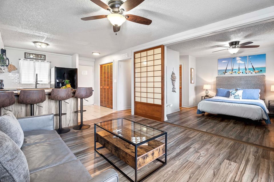 Kailua Village#201 House in Holualoa