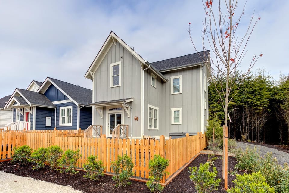 Property building, Spring, Day