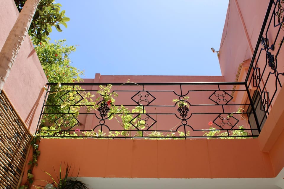 Patio, Decorative detail