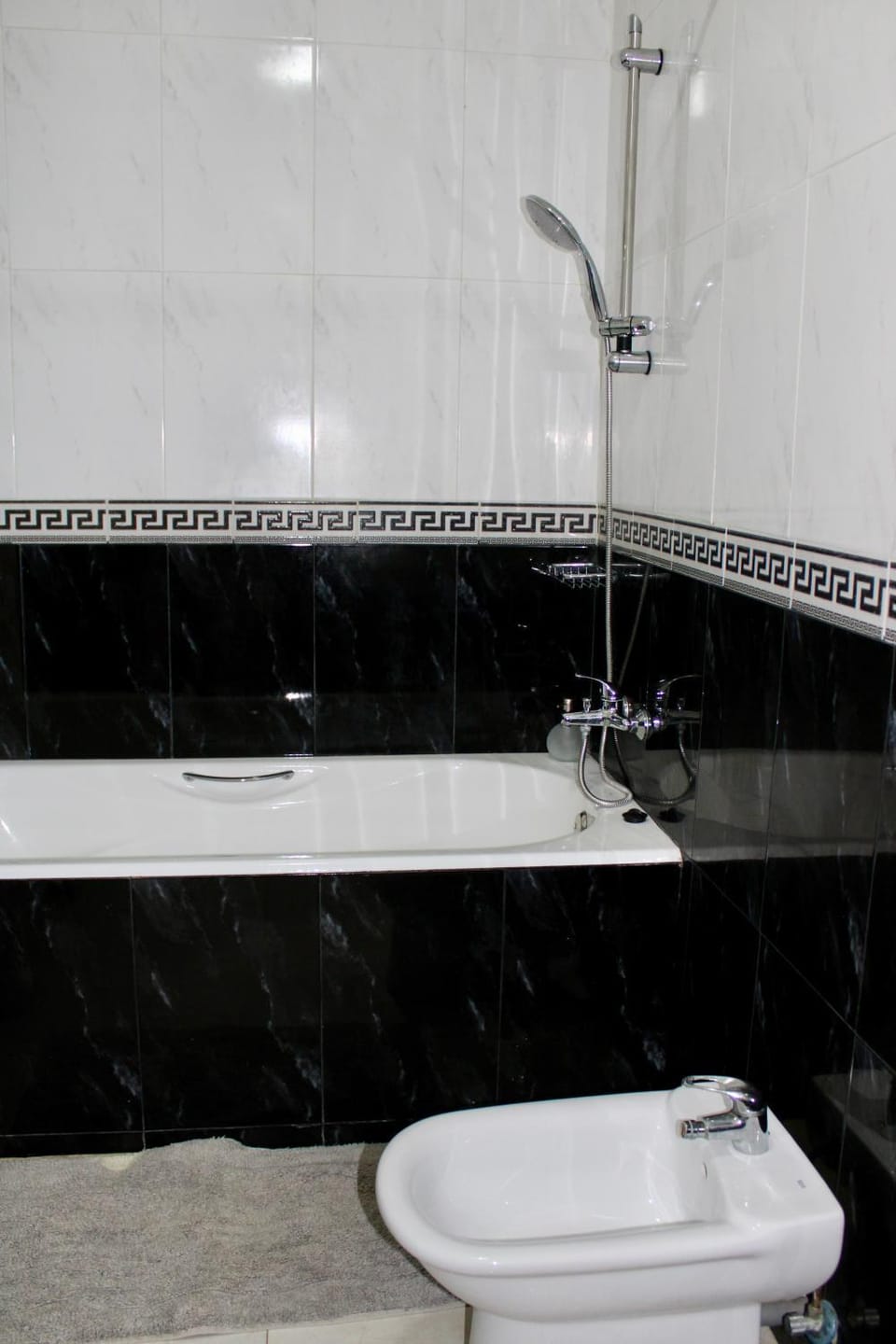 Bathroom, Bath, bidet