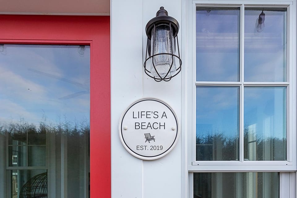 Property logo or sign