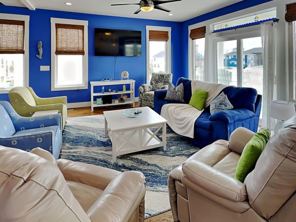 Shore Sounds Fun House in Surf City