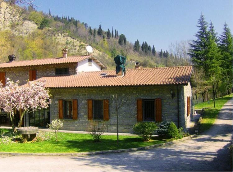 Al Mulino di Sant'Eufemia Bed and Breakfast in Emilia-Romagna