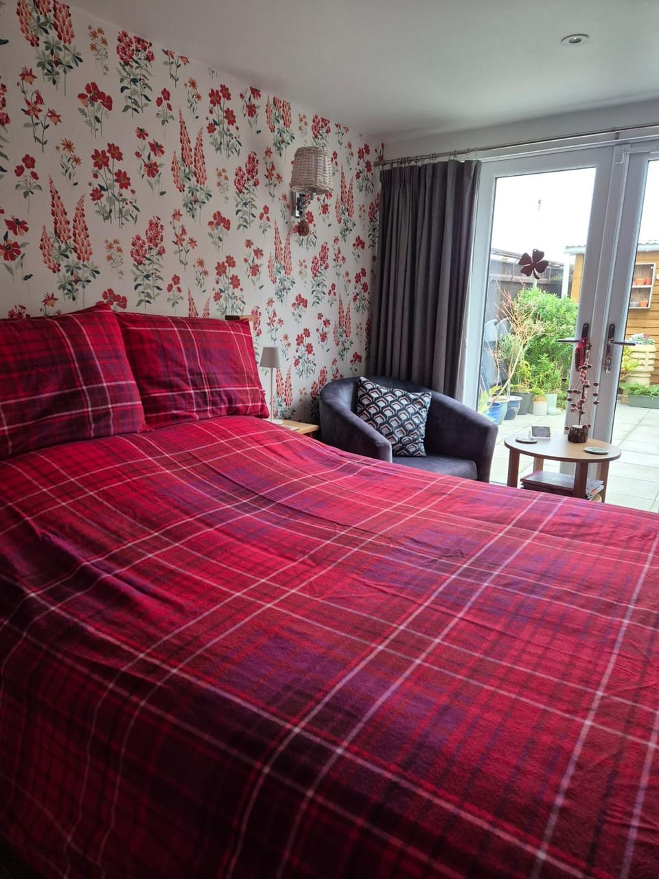 Flower Garden Studio in Sheringham-Cycle friendly Apartment in Sheringham