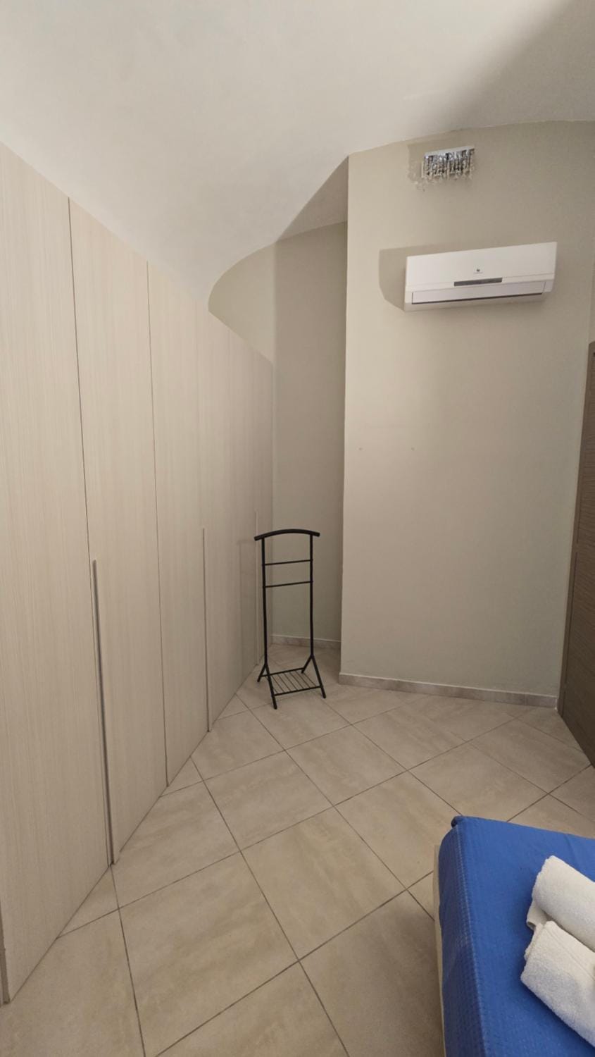 Bed, Photo of the whole room, Bedroom, wardrobe, air conditioner