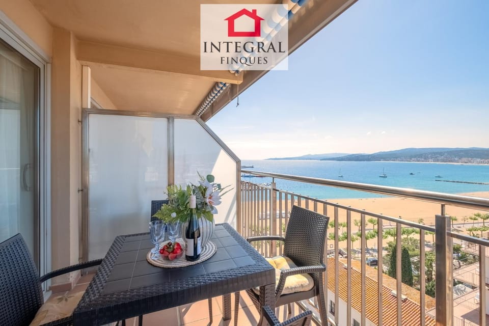 Property building, Off site, Balcony/Terrace, Beach, furniture