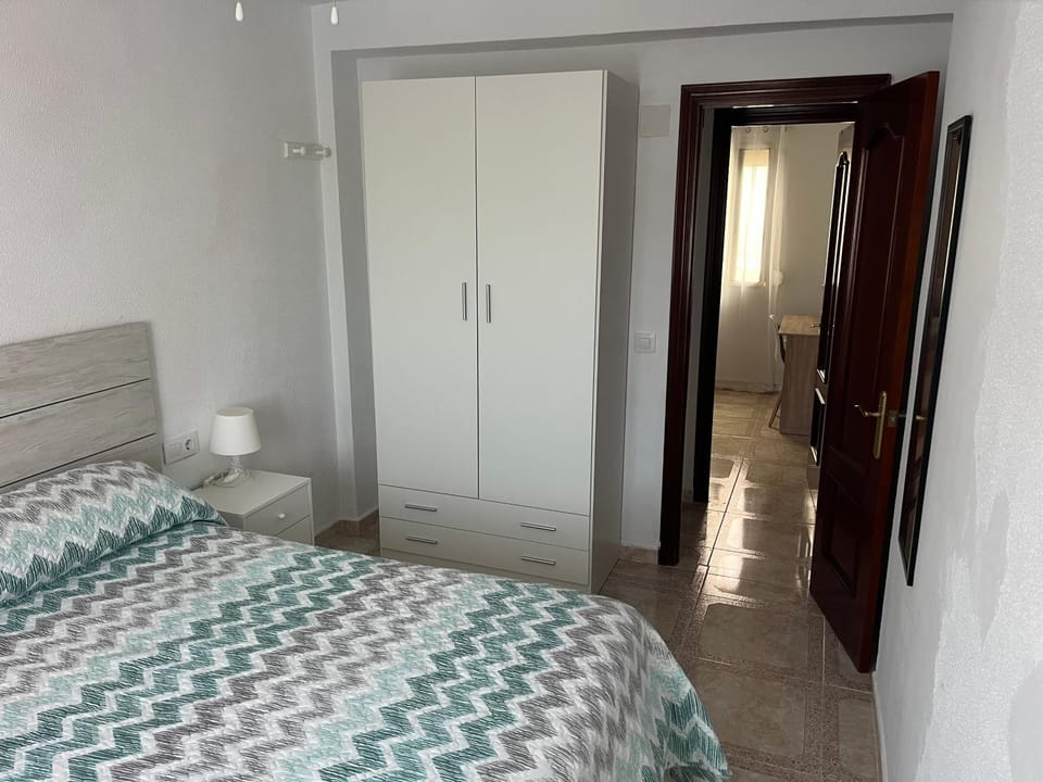 Bedroom, wardrobe