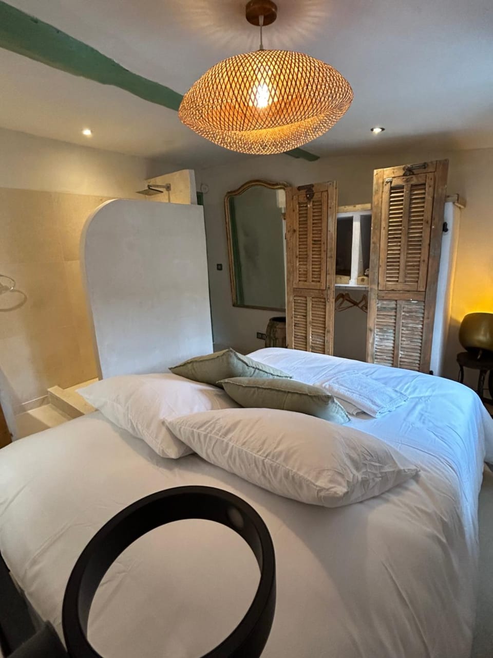 Bed, wardrobe