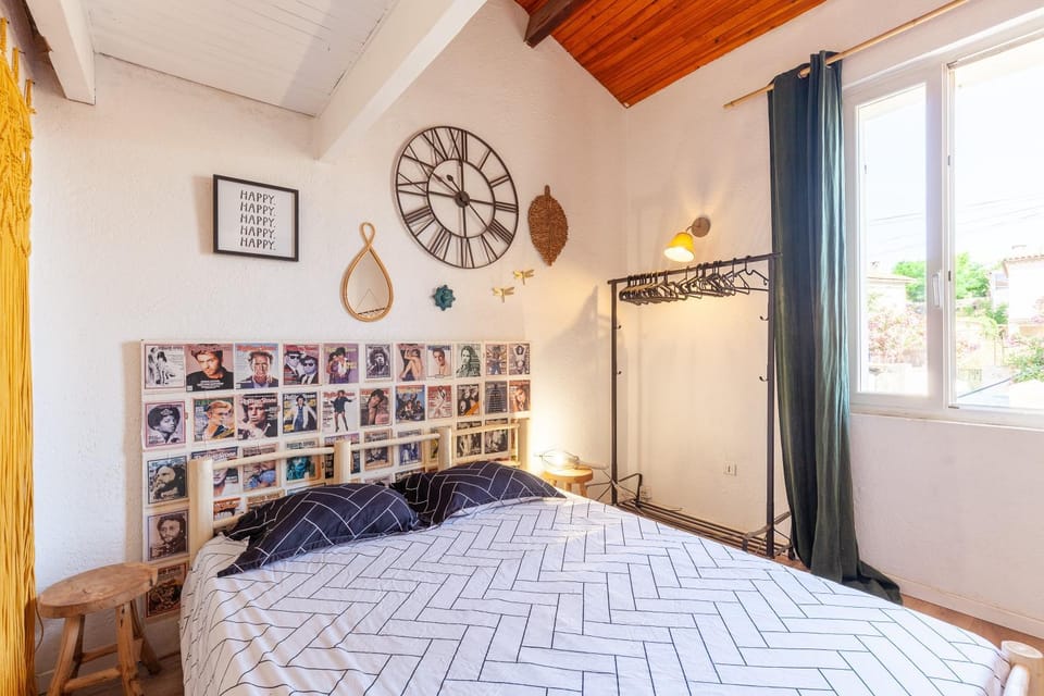 Living room, Bedroom