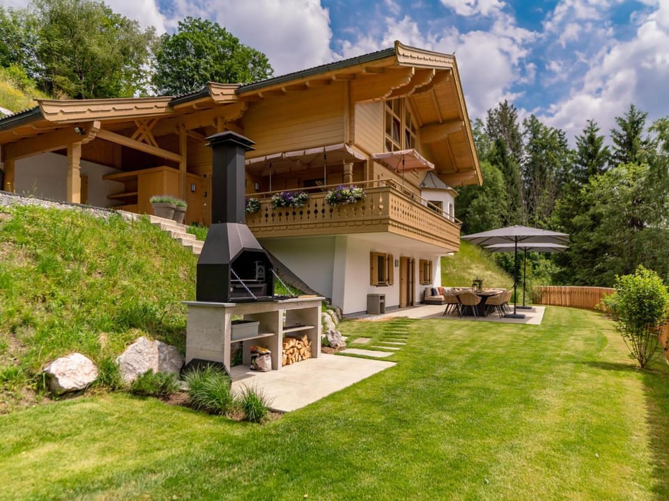 Property building, Summer