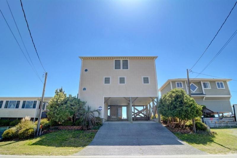 Youre The Tops House in Surf City