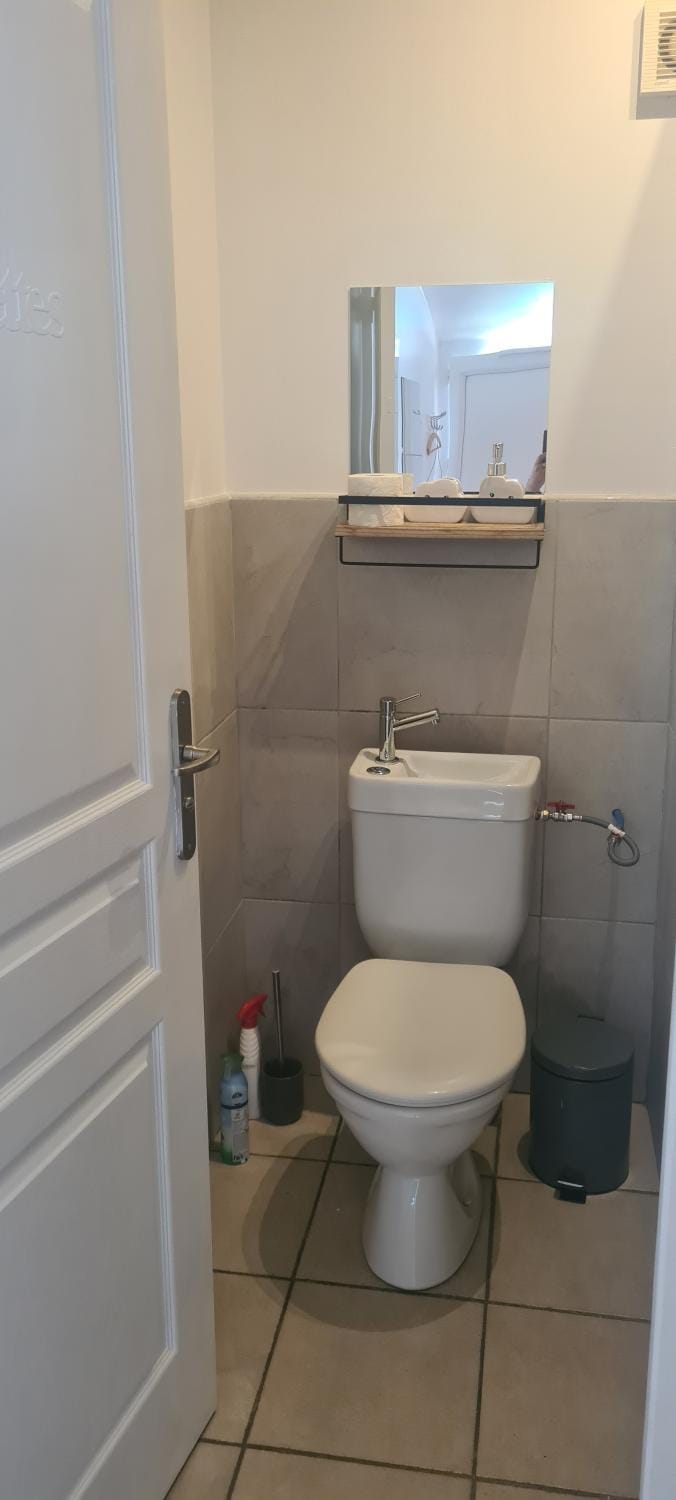 Toilet