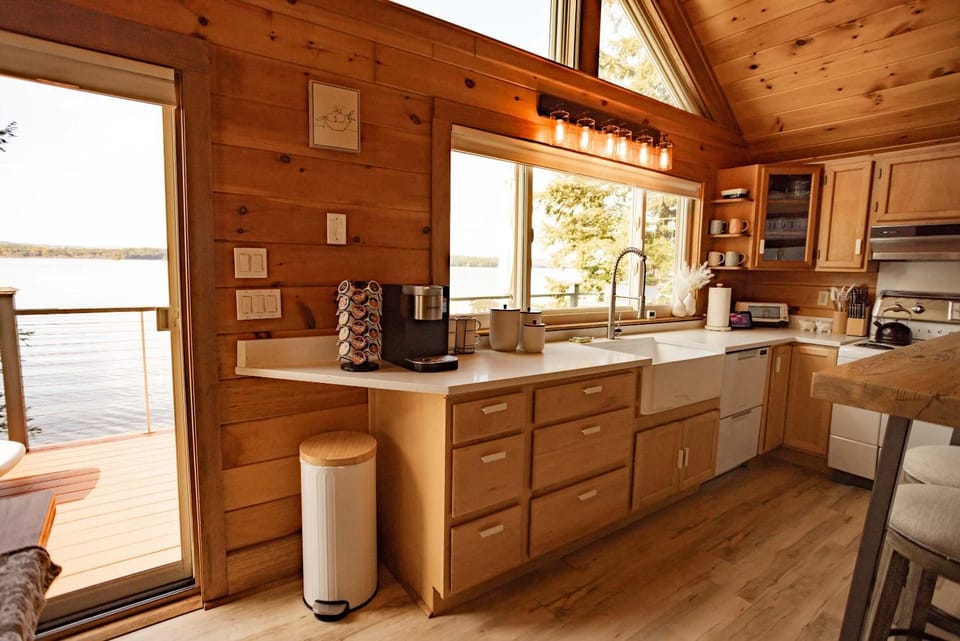 Coffee/tea facilities, Kitchen or kitchenette